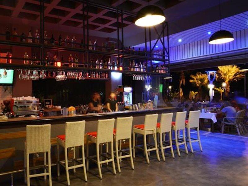 Maris Beach Hotel マルマリス エクステリア 写真