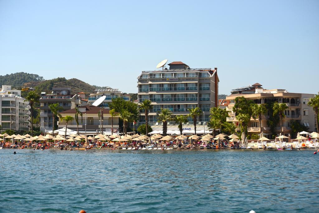 Maris Beach Hotel マルマリス エクステリア 写真