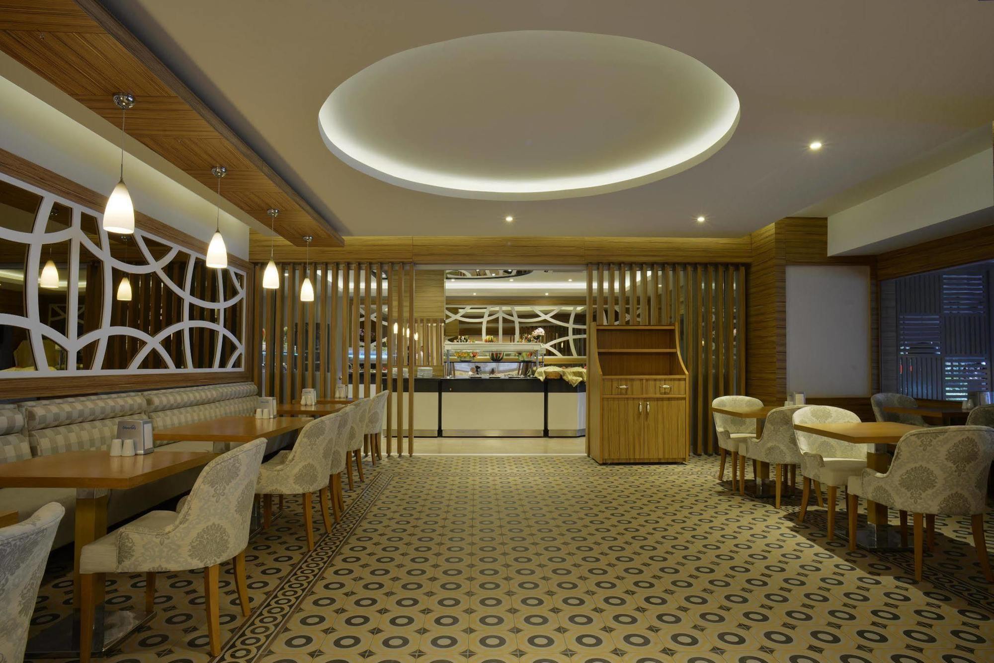 Maris Beach Hotel マルマリス エクステリア 写真